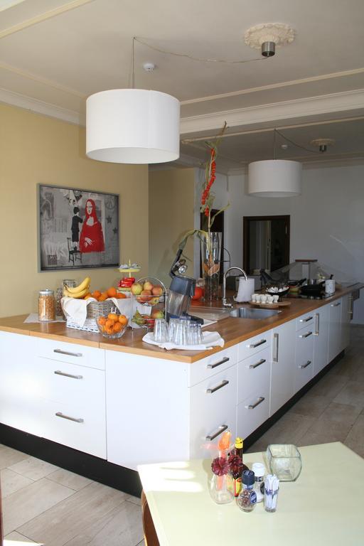 Hotel Admiraal Lanaken Zewnętrze zdjęcie