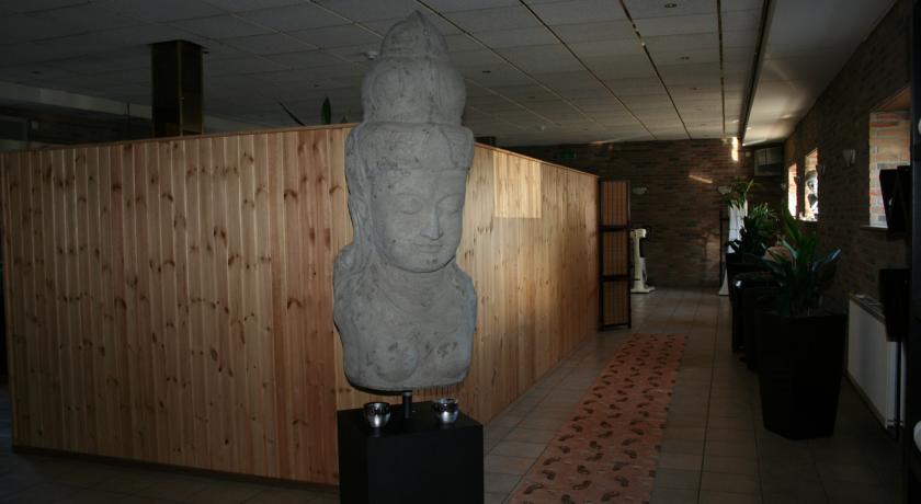 Hotel Admiraal Lanaken Zewnętrze zdjęcie