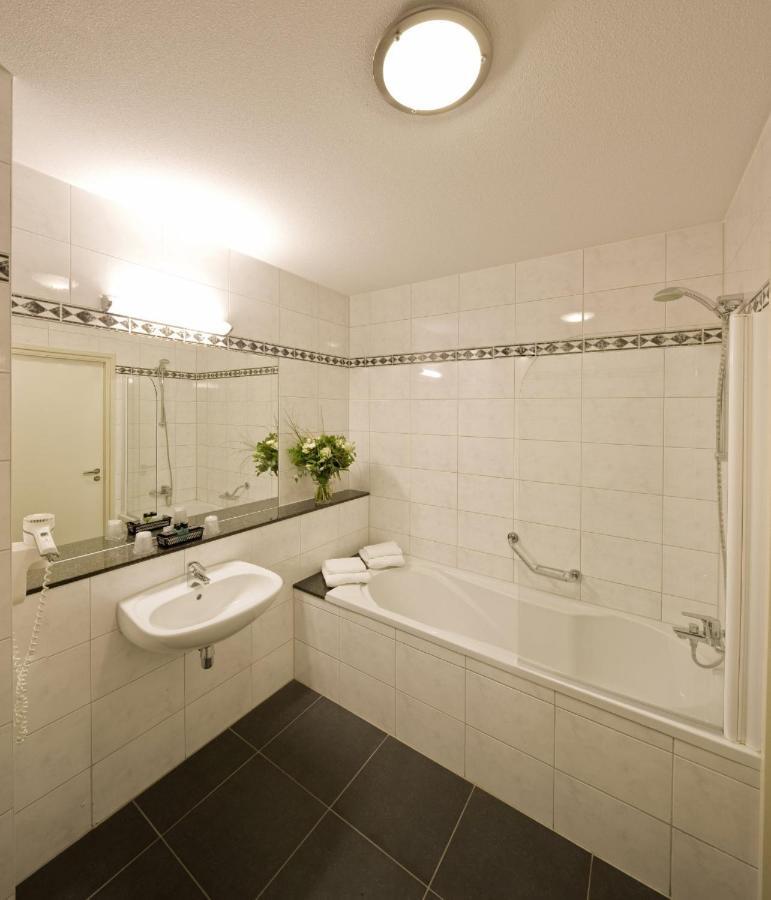 Hotel Admiraal Lanaken Pokój zdjęcie